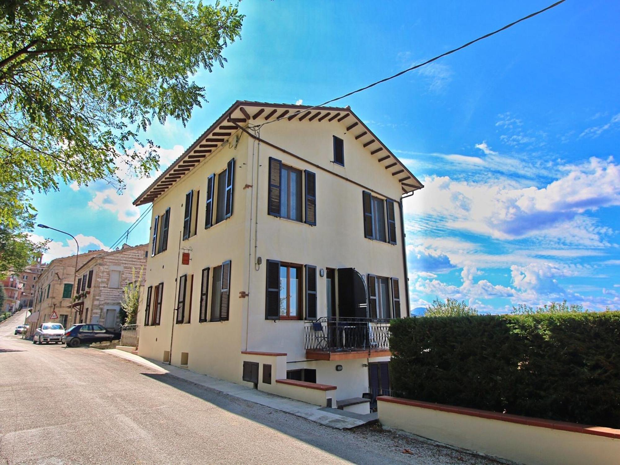 Nice Flat In Arcevia With Swimming Pool 外观 照片