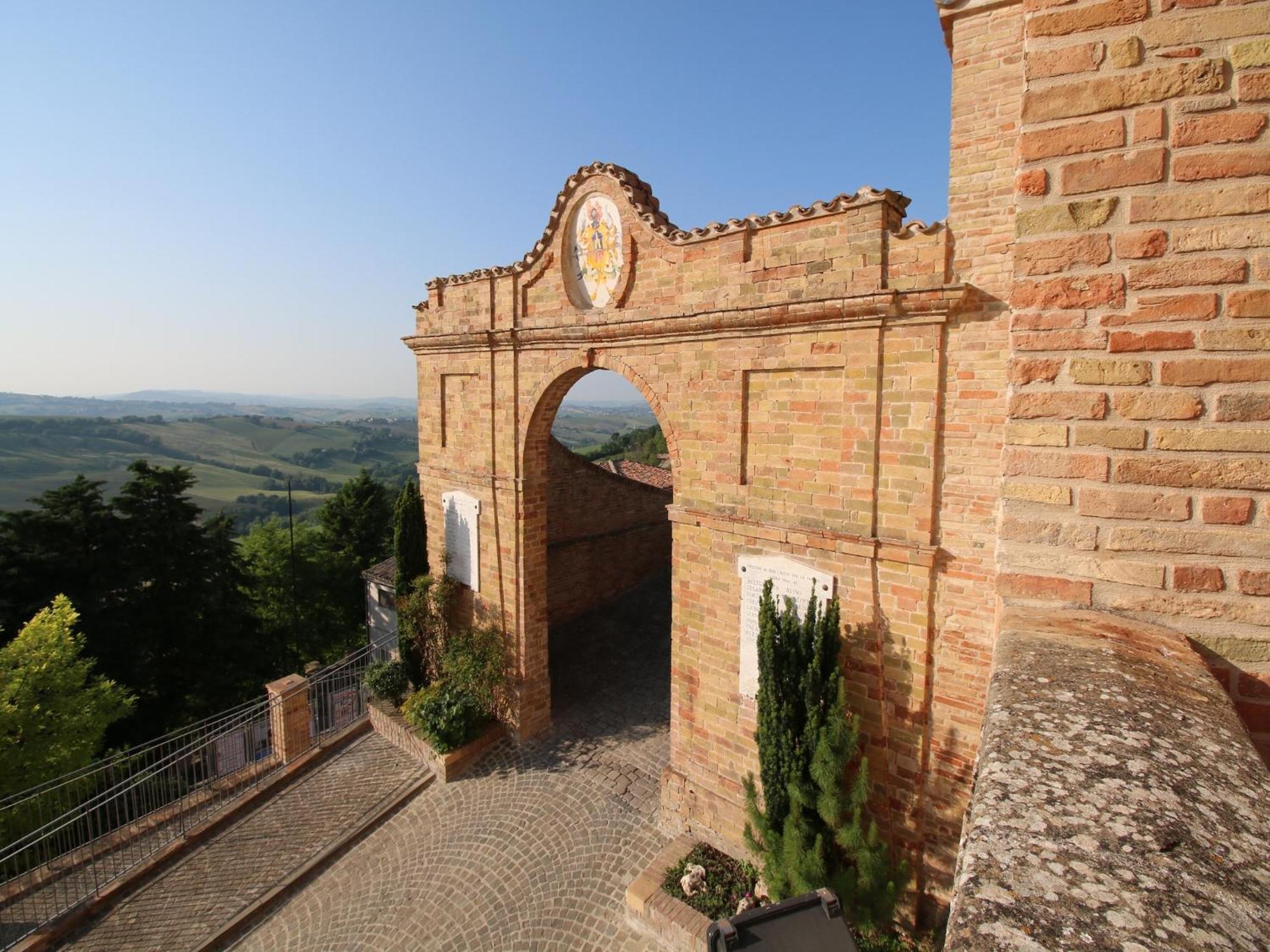 Nice Flat In Arcevia With Swimming Pool 外观 照片