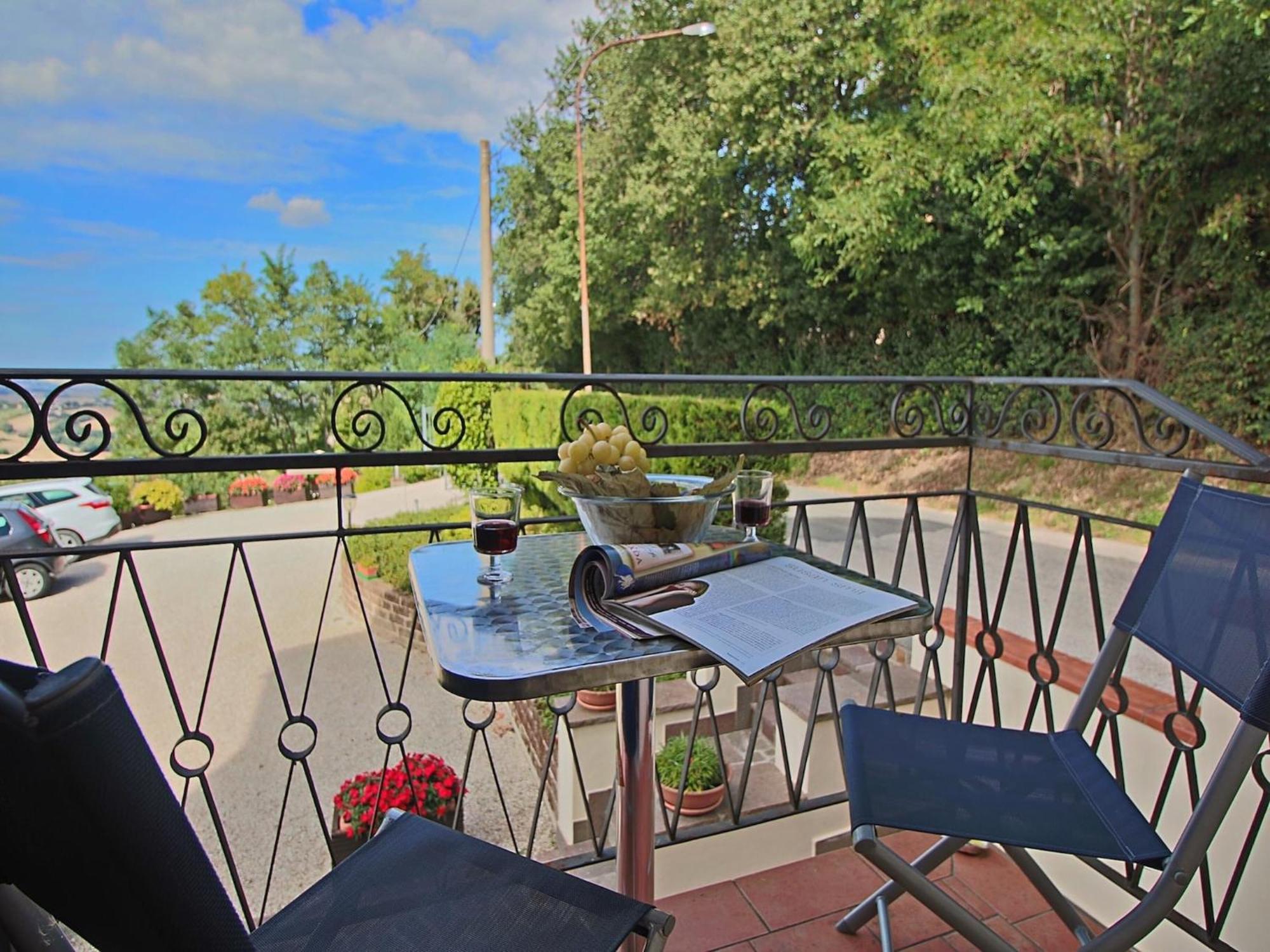 Nice Flat In Arcevia With Swimming Pool 外观 照片