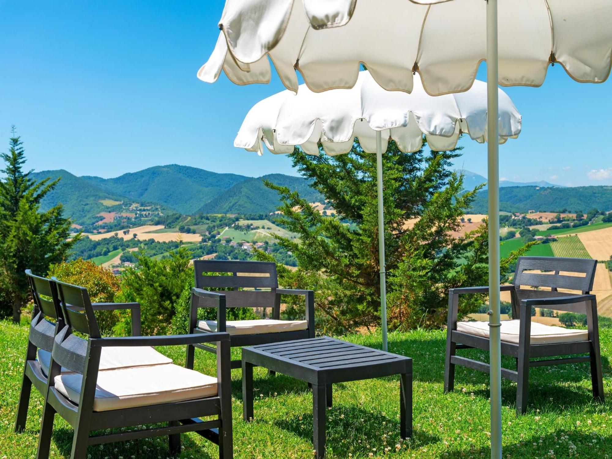 Nice Flat In Arcevia With Swimming Pool 外观 照片
