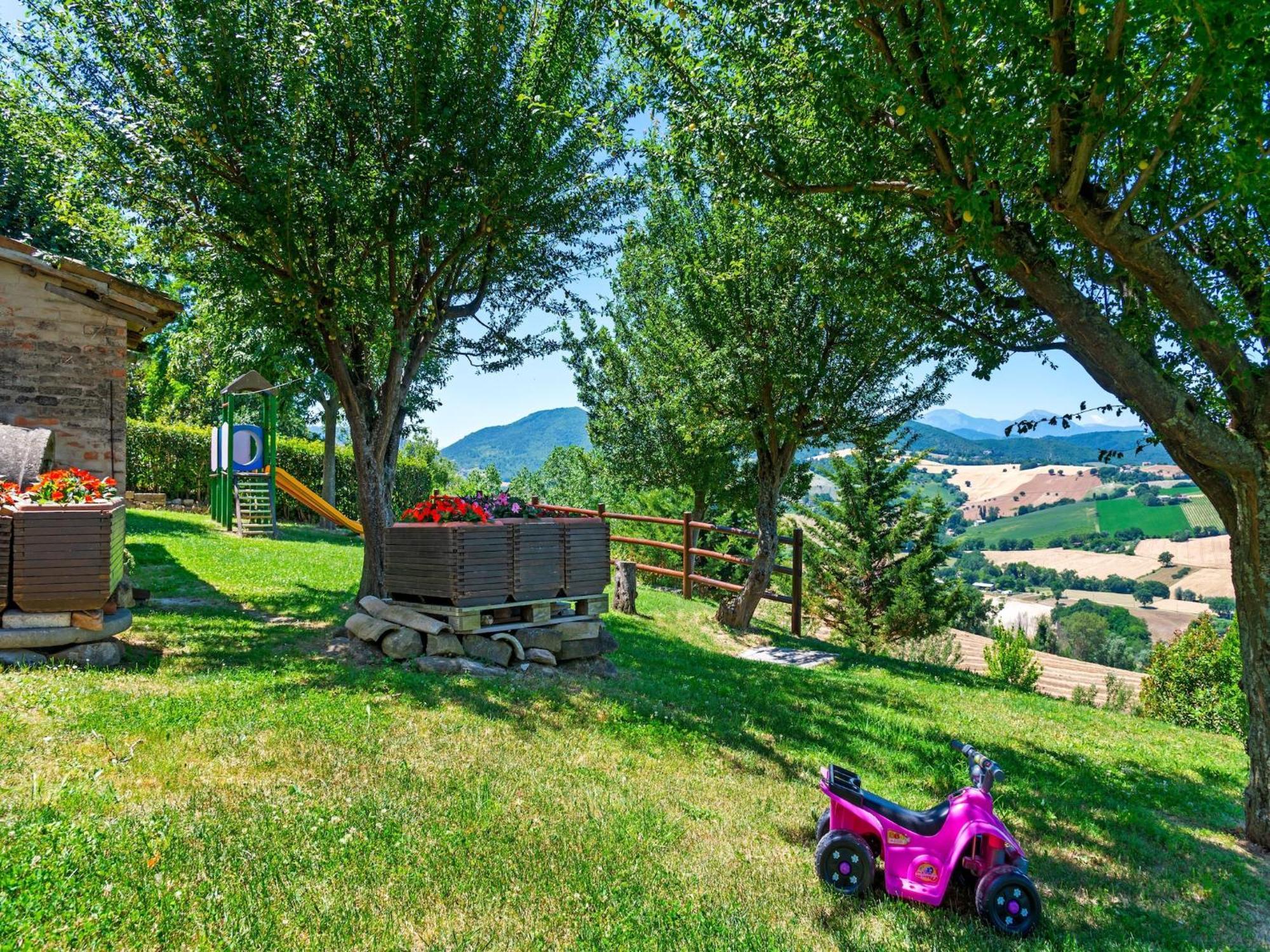 Nice Flat In Arcevia With Swimming Pool 外观 照片